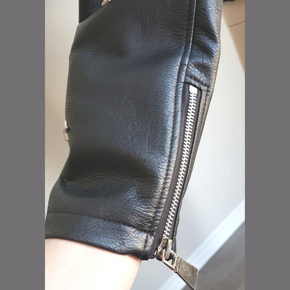 Romeo & Juliet Couture Faux Leather Moto Jacket - Picture 11 of 14